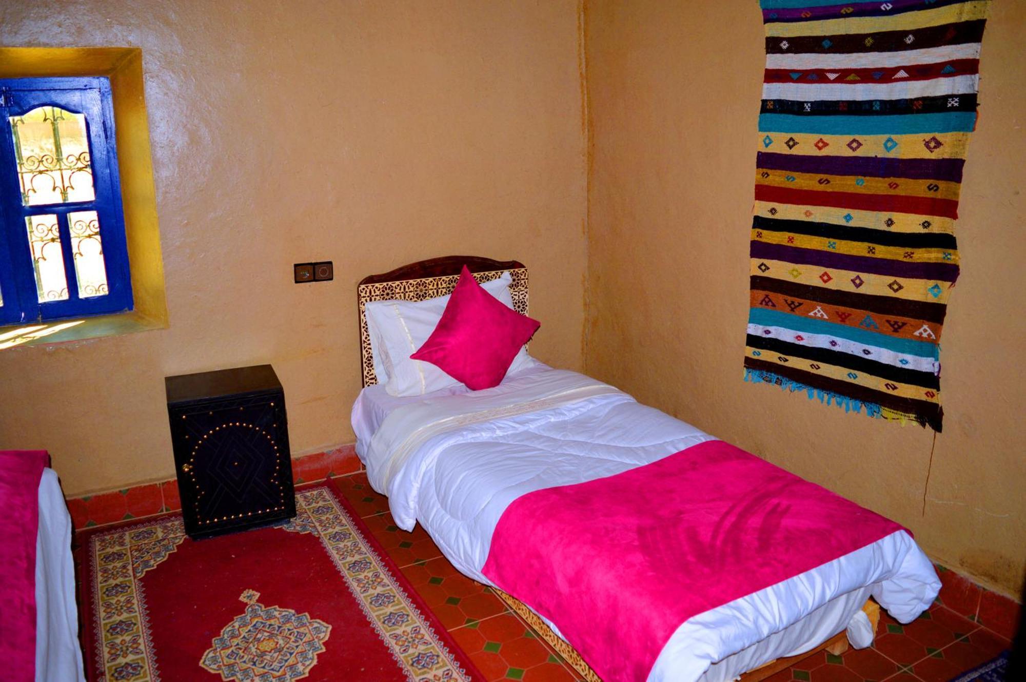 Hotel Les Roches Мерцуга Екстериор снимка
